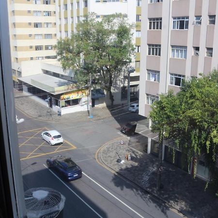 Apartamento Central Proximo A Rodoviaria E Faculdades Curitiba Luaran gambar