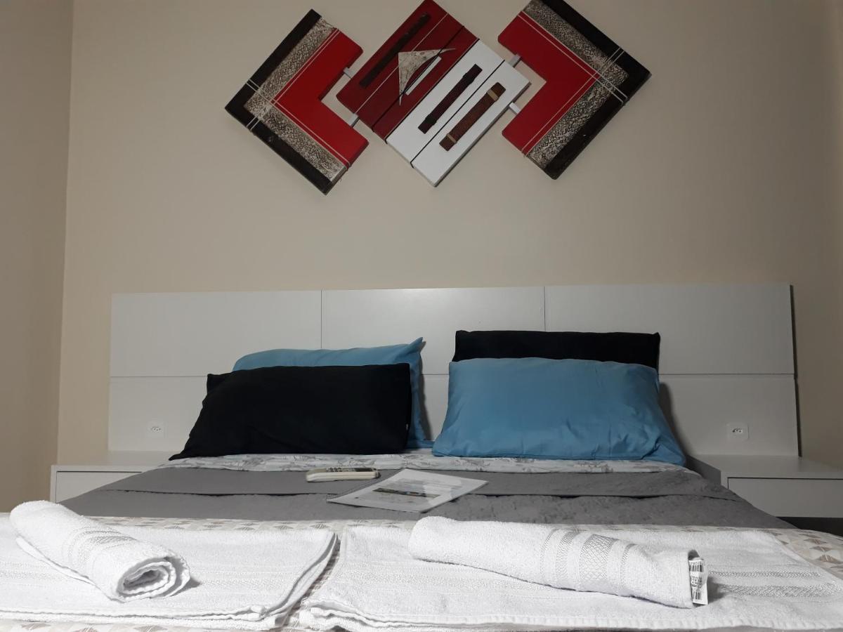 Apartamento Central Proximo A Rodoviaria E Faculdades Curitiba Luaran gambar
