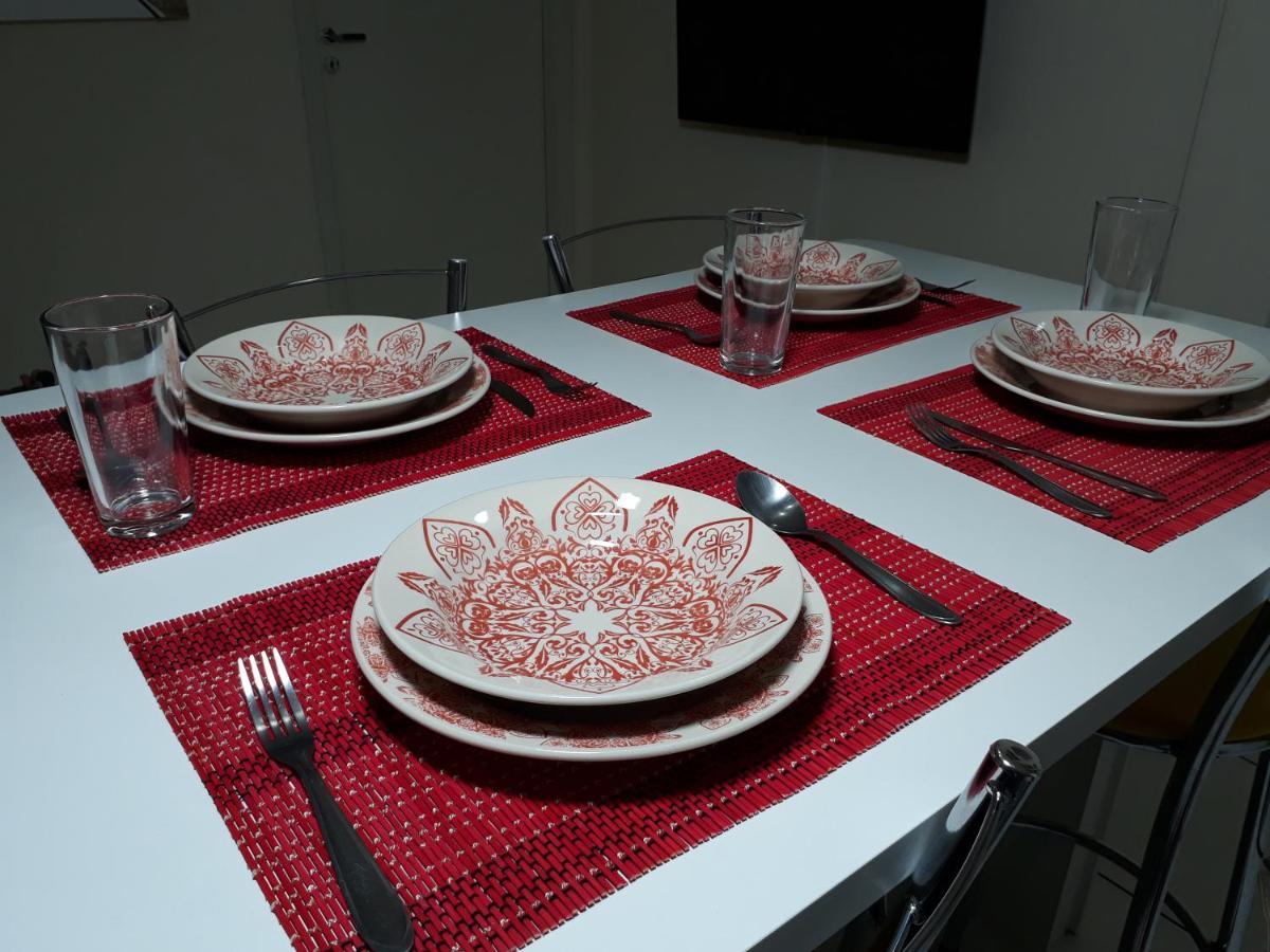 Apartamento Central Proximo A Rodoviaria E Faculdades Curitiba Luaran gambar
